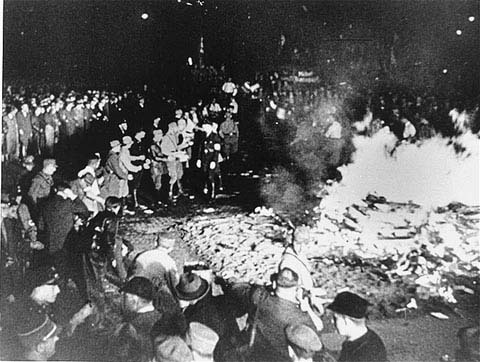 nazi-book-burning.jpg